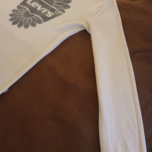 Levi's Strauss & Co. Floral Long Sleeve Shirt | Cream/Black | Medium - Picture 12 of 12